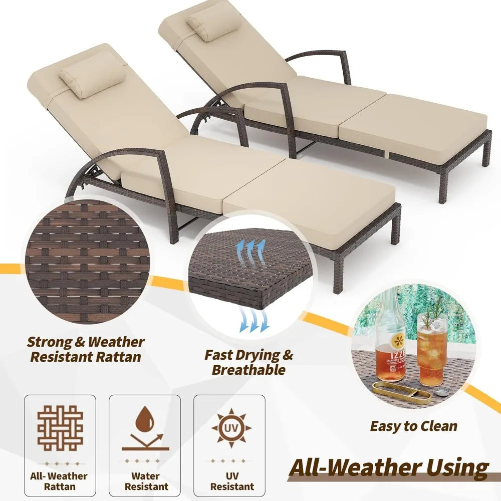 Set of 2 Outdoor Rattan Chaise Lounge Chairs