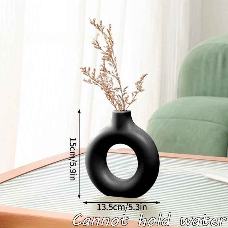 Imitation Ceramic Donut Vase – White Decorative Flower Holder for Modern Decor